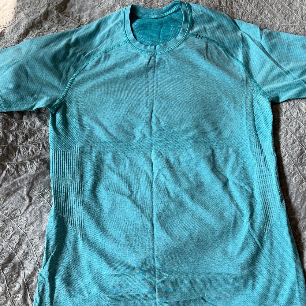 Lululemon shirt